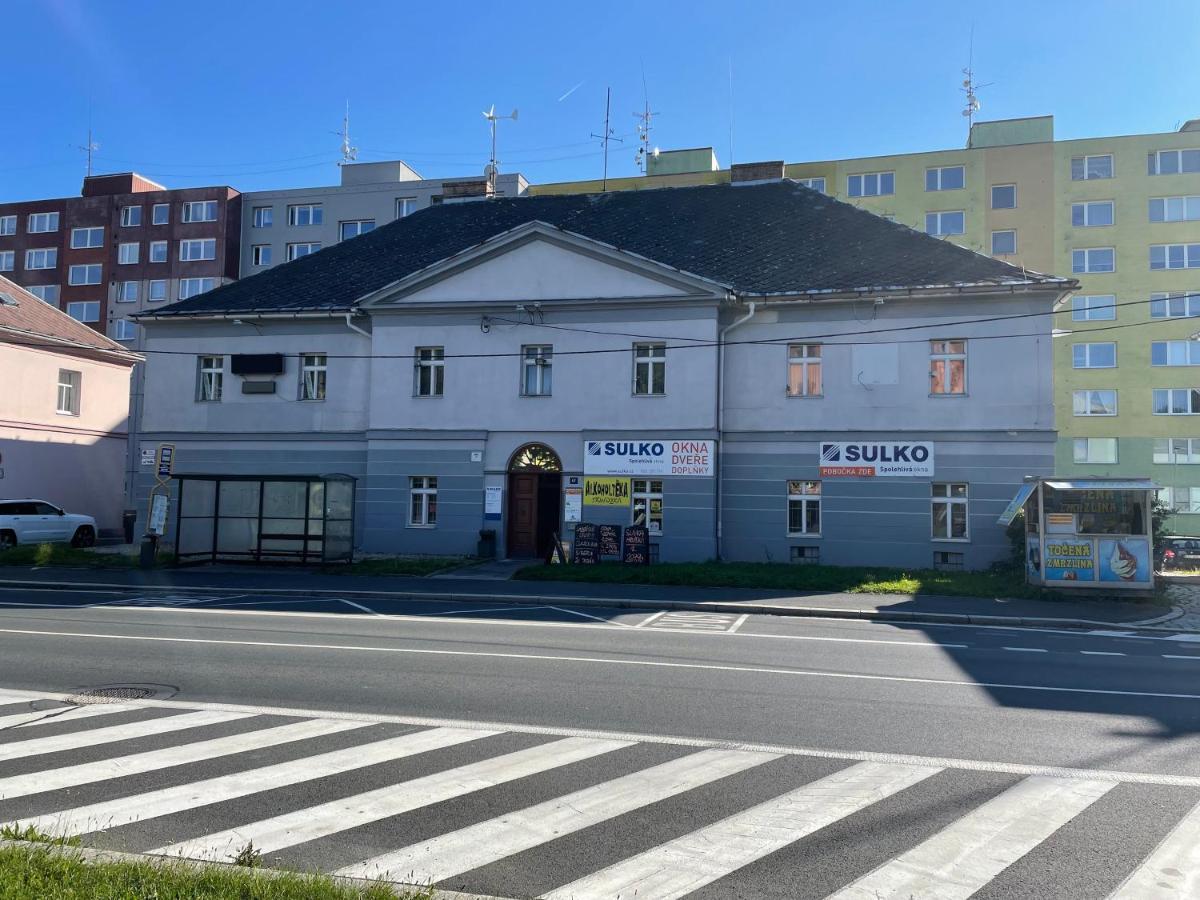 Apartman Alesta Bruntál المظهر الخارجي الصورة