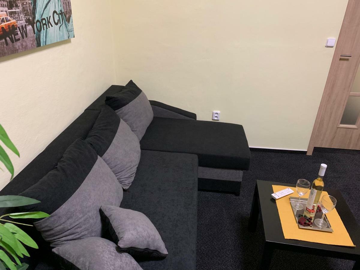 Apartman Alesta Bruntál المظهر الخارجي الصورة