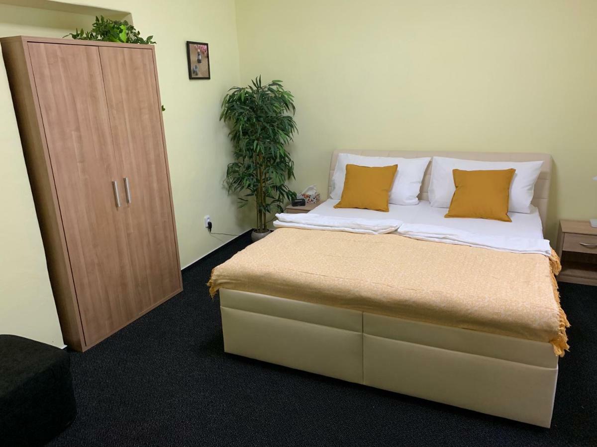 Apartman Alesta Bruntál المظهر الخارجي الصورة