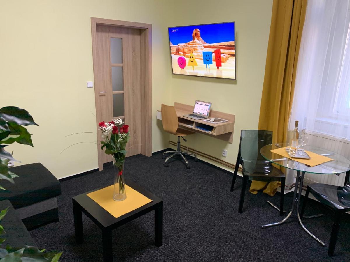 Apartman Alesta Bruntál المظهر الخارجي الصورة
